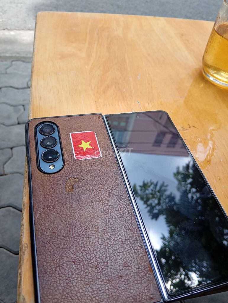 Samsung Galaxy Z Fold đen Điện thoại gập. Mua bán Điện thoại tại Quận 4 Tp Hồ Chí Minh được đăng bởi Nvh hình 1