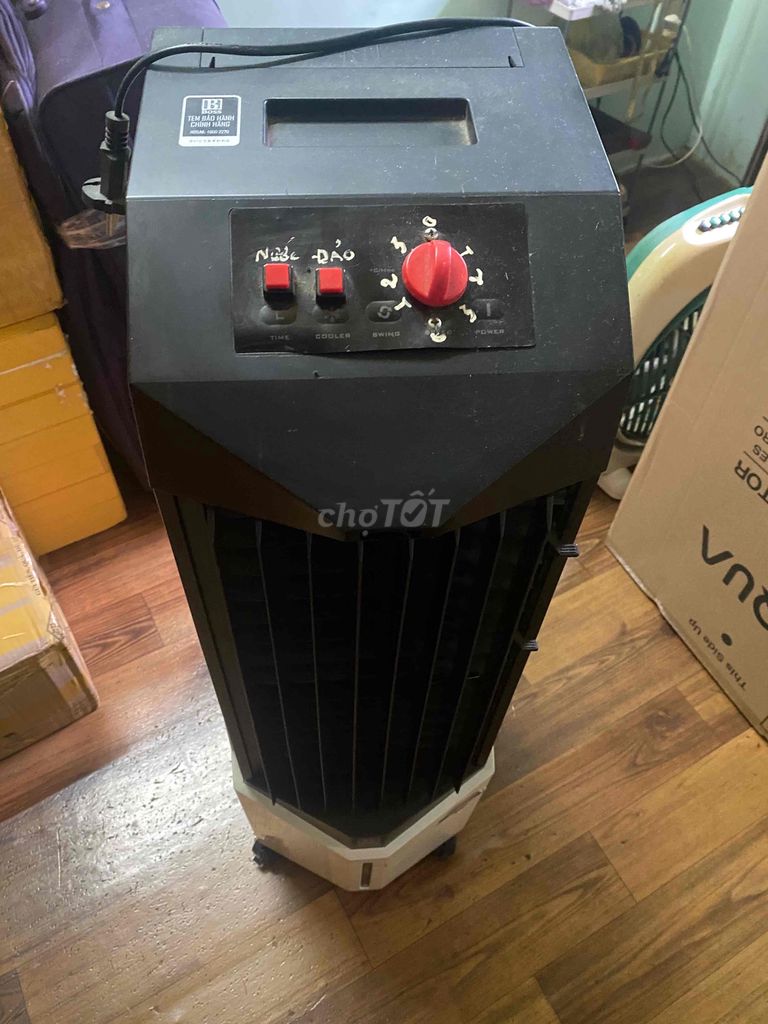 Quạt hơi nước Boss Đen, Trắng có bánh xe. Mua bán Quạt tại Quận Bình Thạnh Tp Hồ Chí Minh được đăng bởi ATC Store hình 1