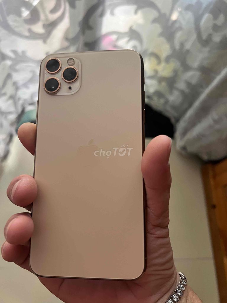 iPhone 11 Pro Max 64GB Vàng. Mua bán Điện thoại tại Quận Hải Châu Đà Nẵng được đăng bởi Trucnguyen hình 1