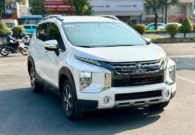 Mitsubishi  Xpander Cross 20 Trắng lướt chính hãng