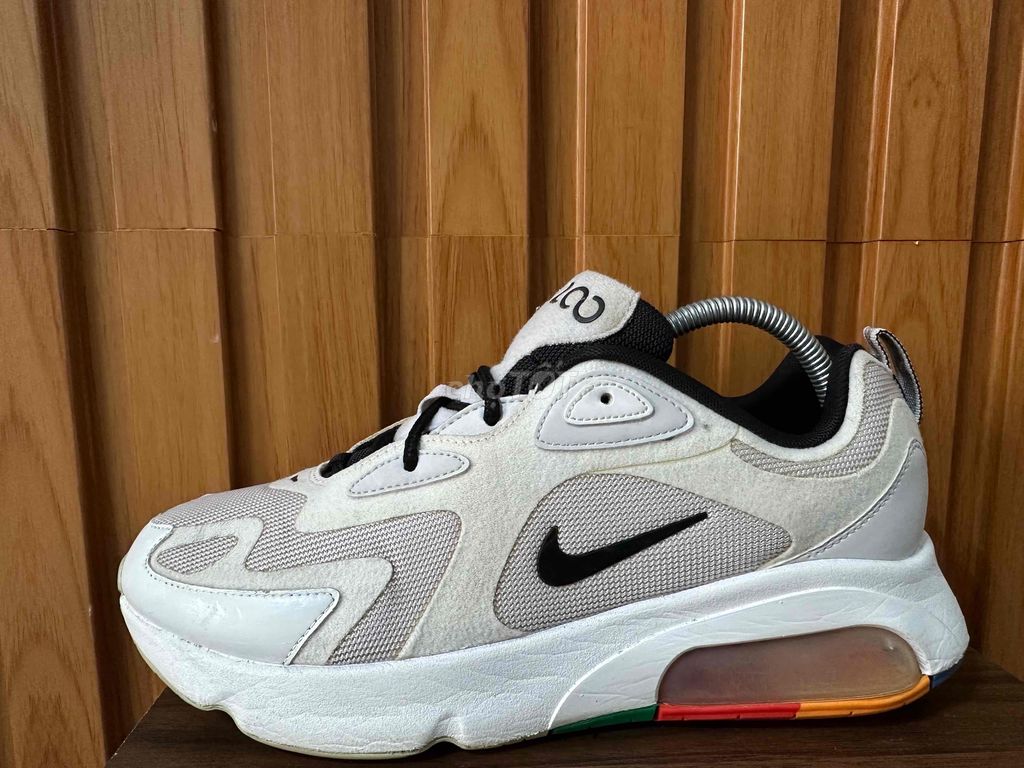 Giày Nike chính hãng size 42.5 mới keng zin 97%