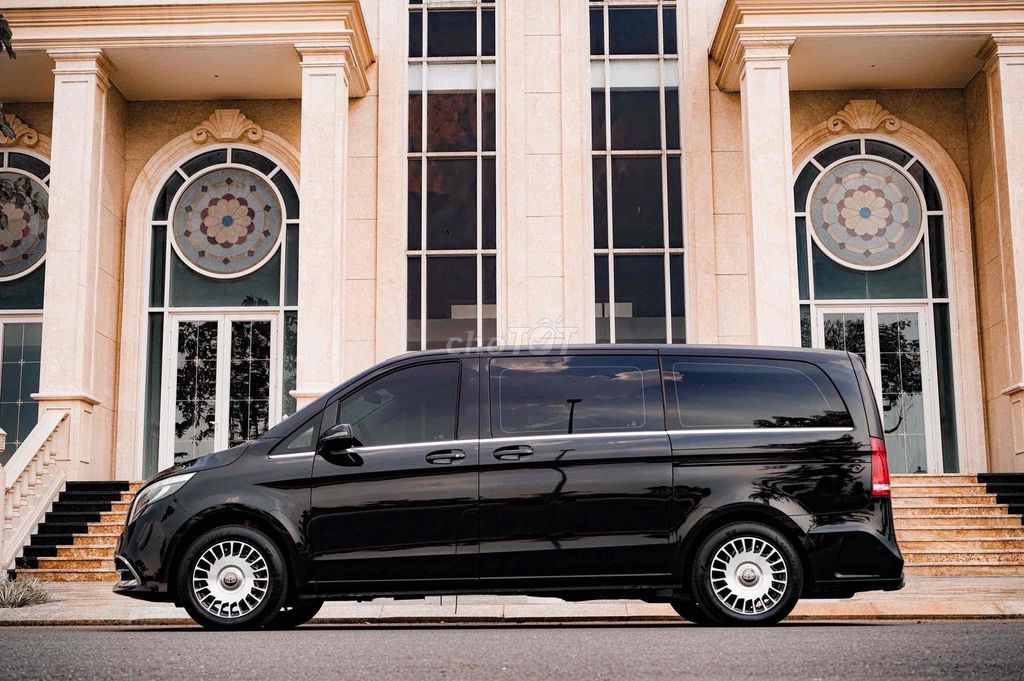 Mercedes Benz V Class 2021 V250 Luxury - 38000 km. Mua bán Ô tô tại Quận Tân Bình Tp Hồ Chí Minh được đăng bởi GREENWAY AUTO hình 4
