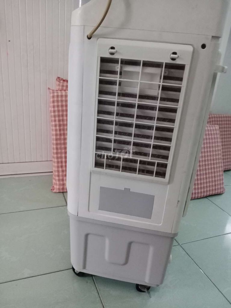 Quạt điều hoà Sunhouse SHD7734 màu trắng 30L, 150W