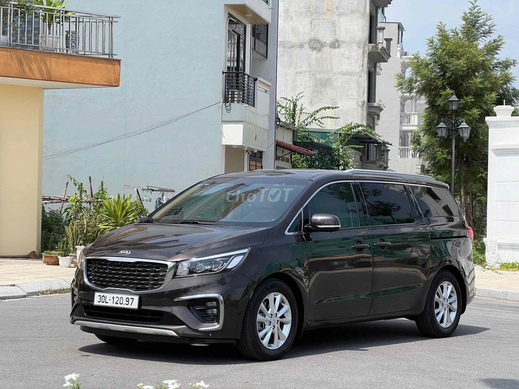 Kia Sendona Luxury 2.2 dầu 2018 - 90000 km. Mua bán Ô tô tại Quận Long Biên Hà Nội được đăng bởi Le hao hình 3