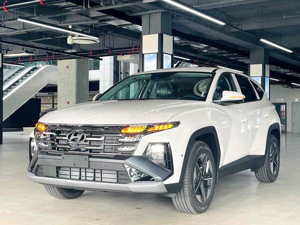 Hyundai Tucson 2025 2.0 Xăng Đặc biệt. Mua bán Ô tô tại Quận Hoàng Mai Hà Nội được đăng bởi Mạnh Hyundai Đông Đô hình 1
