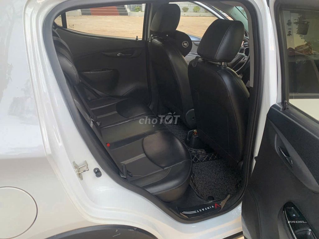 VinFast Fadil 2019 1.4 AT Premium - 60000 km. Mua bán Ô tô tại Quận Cẩm Lệ Đà Nẵng được đăng bởi Nguyễn Đức Trưởng hình 13