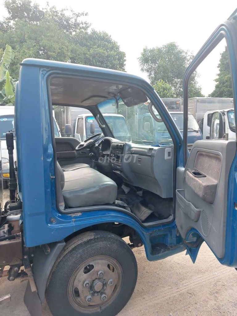 Bán gấp kia 2.4 tấn đời 2017 thùng kín 3m5. Mua bán Xe tải, xe ben tại Thành phố Thuận An Bình Dương được đăng bởi Hồ Xe Tải hình 2