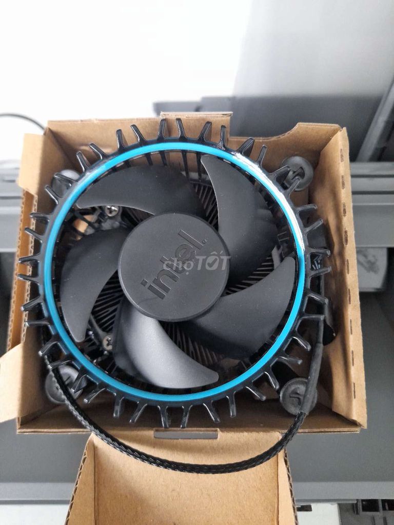 Fan intel zin socket 1700 chưa sử dụng dư bán