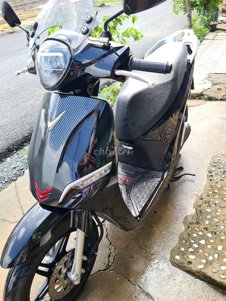 VinFast Feliz 2025 Điện Đen 400 km