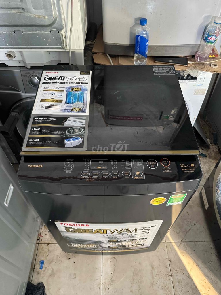 Máy giặt Toshiba Inverter 10kg đẹp k tuỳ vết. Mua bán Máy giặt tại Quận Ninh Kiều Cần Thơ được đăng bởi Hàng Điện Máy Thanh Lý hình 1