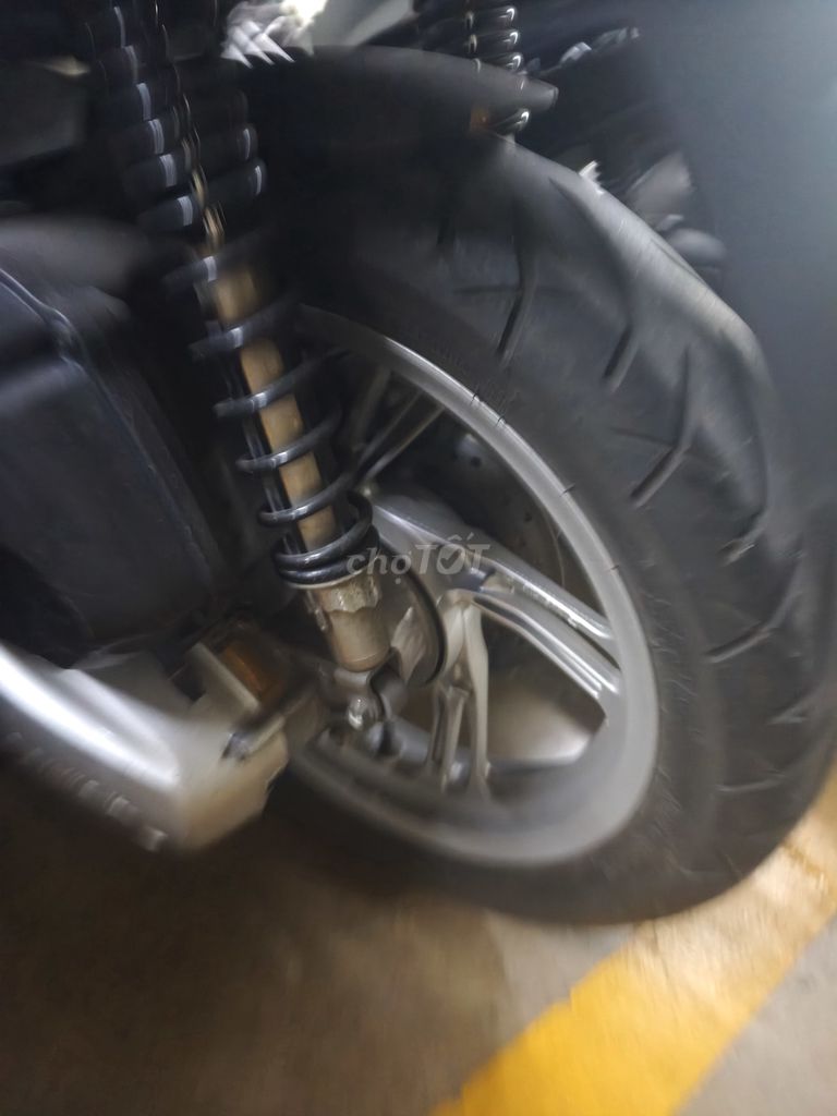 XE TAY GA ABS SH125 HONDA 2019 BẠC. Mua bán Xe máy tại Thành phố Thủ Đức Tp Hồ Chí Minh được đăng bởi Thang Le hình 2