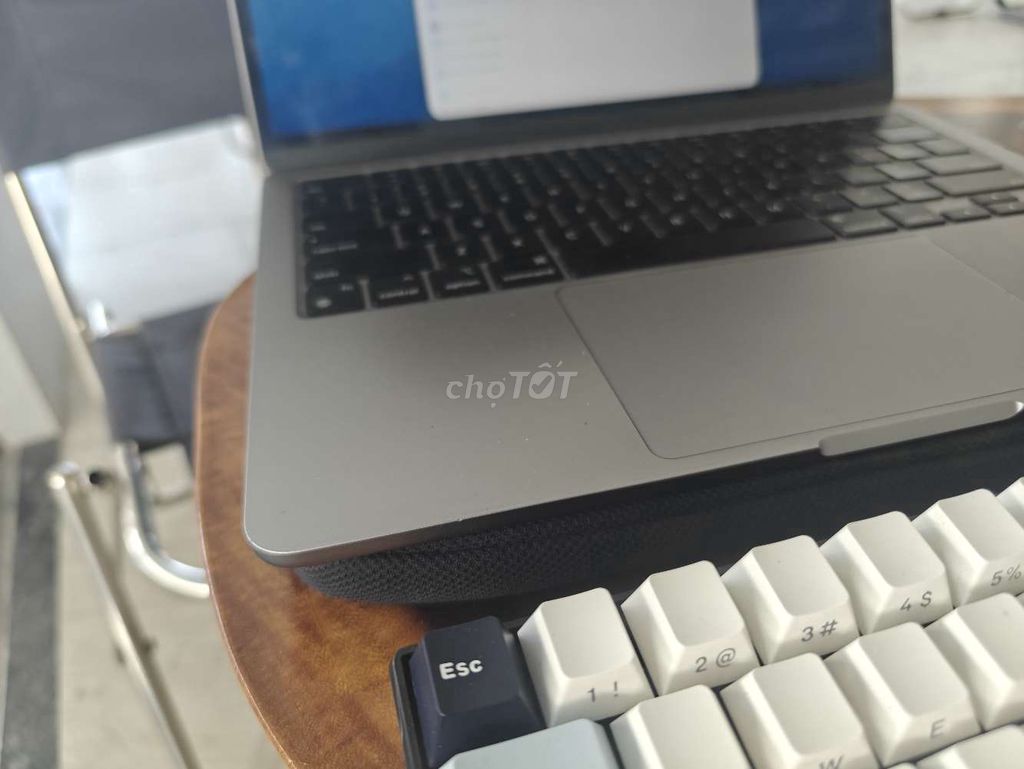 Apple Macbook Air M3 8GB/256GB Bạc. Mua bán Laptop tại Quận 12 Tp Hồ Chí Minh được đăng bởi Nam Lê hình 1