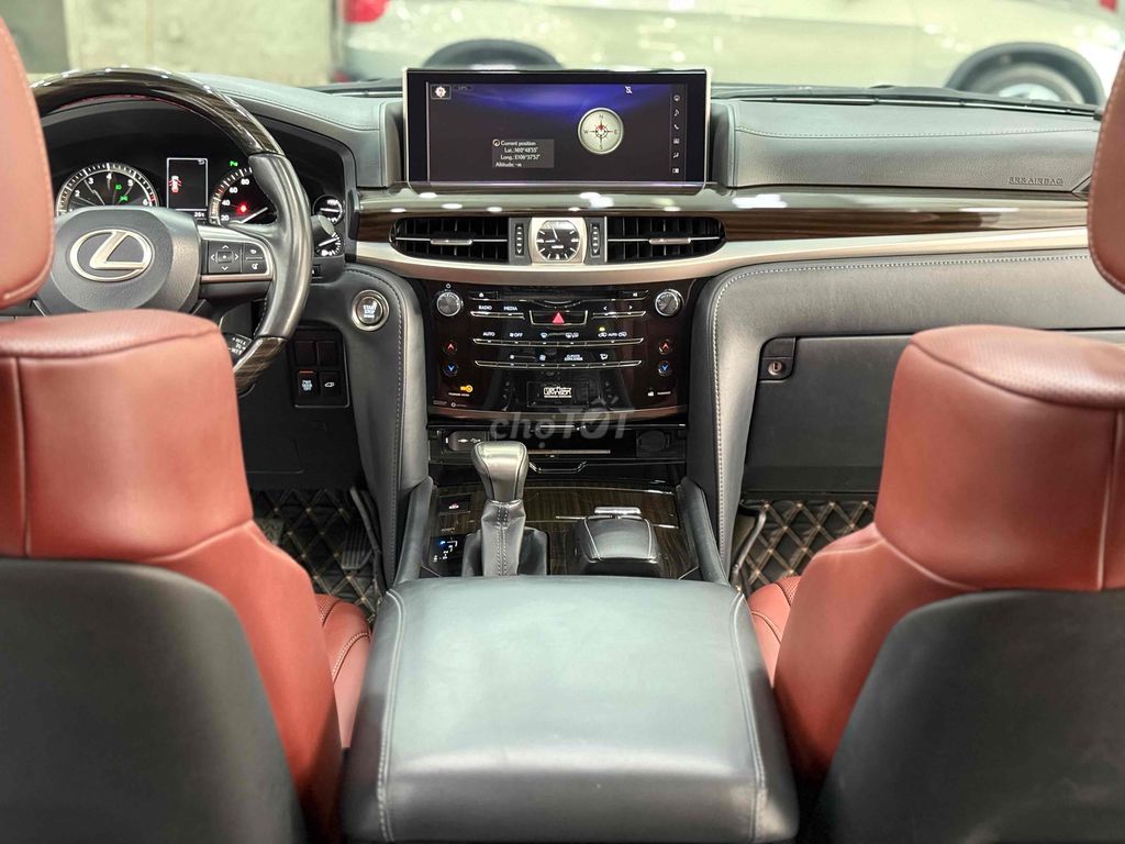 Lexus LX570 2018 Trắng 93000 km. Mua bán Ô tô tại Quận Tân Bình Tp Hồ Chí Minh được đăng bởi Nguyễn Văn Lâm hình 20