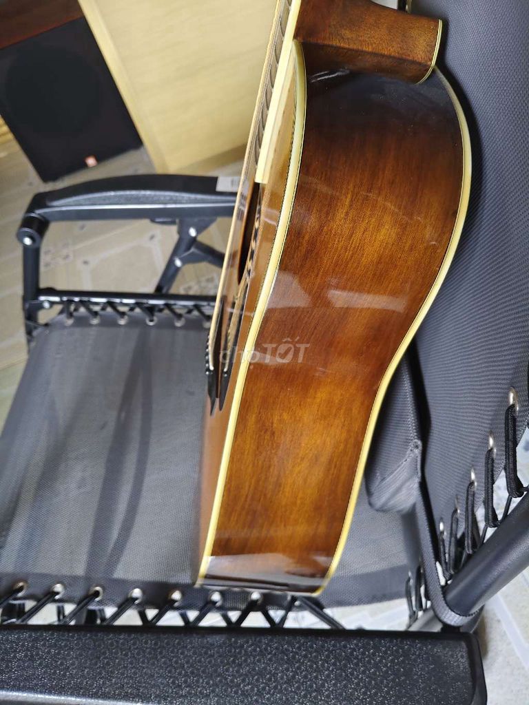 Bán guitar acoustic cao cấp Morris MD-515