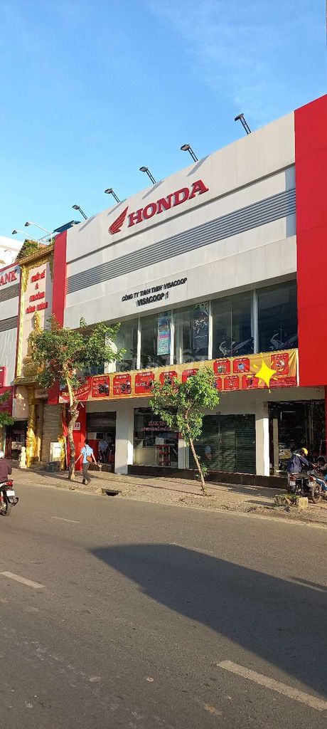 Cho Thuê Nhà Mặt Tiền Kinh Doanh Cộng Hòa Đối Diện Tòa Nhà Etown