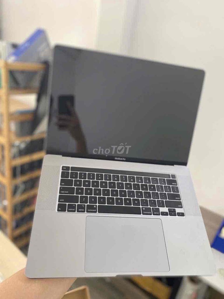 Macbook Pro 16 inch 2019 i7 9750H ram 16gb ssd 512