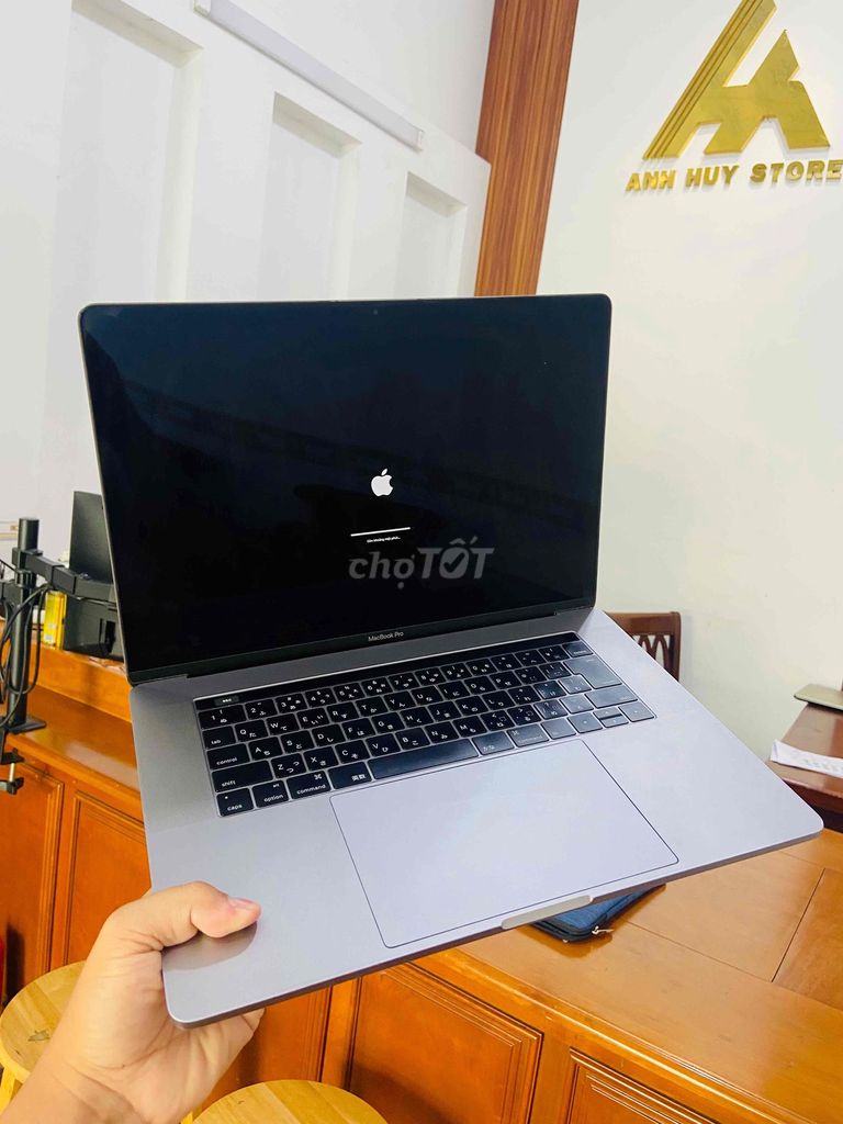 MacBook Pro 15in i7/16Gb/512Gb/Vga-2Gb đẹp 98% 🤩🤩. Mua bán Laptop tại Quận Ninh Kiều Cần Thơ được đăng bởi ĐIỆN THOẠI LAPTOP ANH HUY hình 1