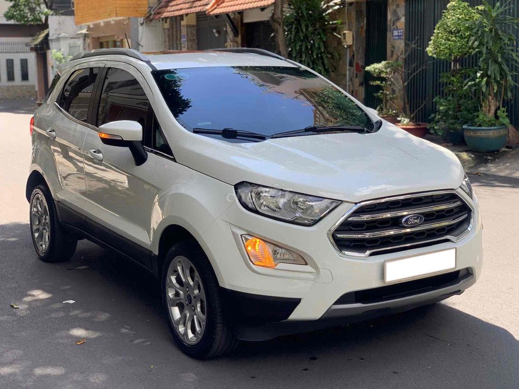 Hãng bán Ford EcoSport 2018 Titanium mới 14.000 km