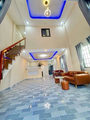 🔥 HƠN 5 TỶ – NHÀ NGAY PHẠM VĂN ĐỒNG, VỊ TRÍ KHÓ TÌM 🔥
🏡 60m² – 2 tầng