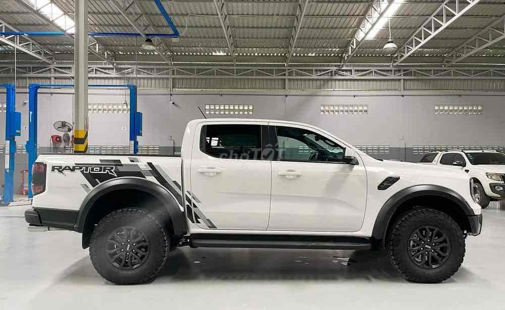 Ford Ranger Raptor, Giá Tốt, Tặng Full Phụ Kiện. Mua bán Ô tô tại Quận Tân Phú Tp Hồ Chí Minh được đăng bởi FORD TÂN PHÚ  hình 4