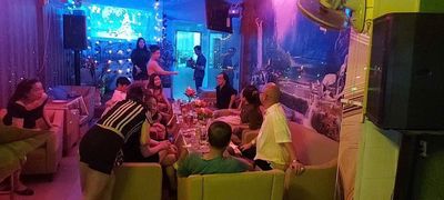 Cần sang nhanh quán hát với nhau , đường Lê văn thọ gò vấp. Mua bán văn phòng, mặt bằng kinh doanh tại Quận Gò Vấp Tp Hồ Chí Minh được đăng bởi Anh. Anh