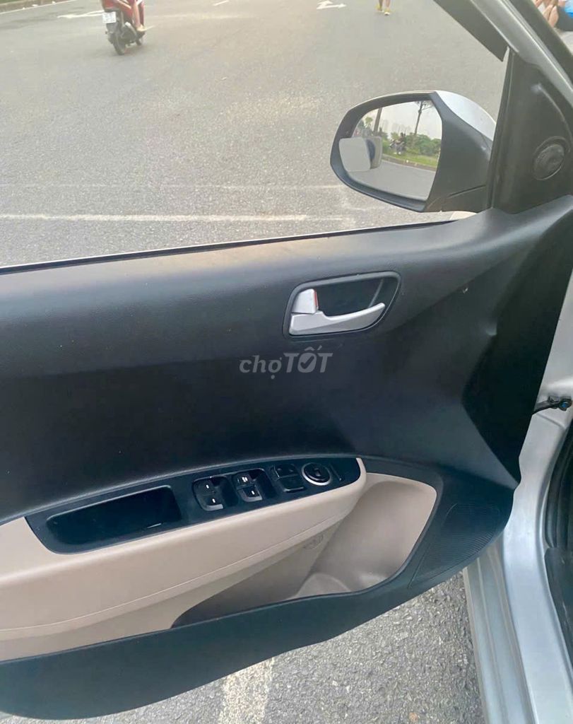 Hyundai Grand i10 MT bản đủ 2018. Mua bán Ô tô tại Quận Hoàng Mai Hà Nội được đăng bởi Thanh auto hình 8