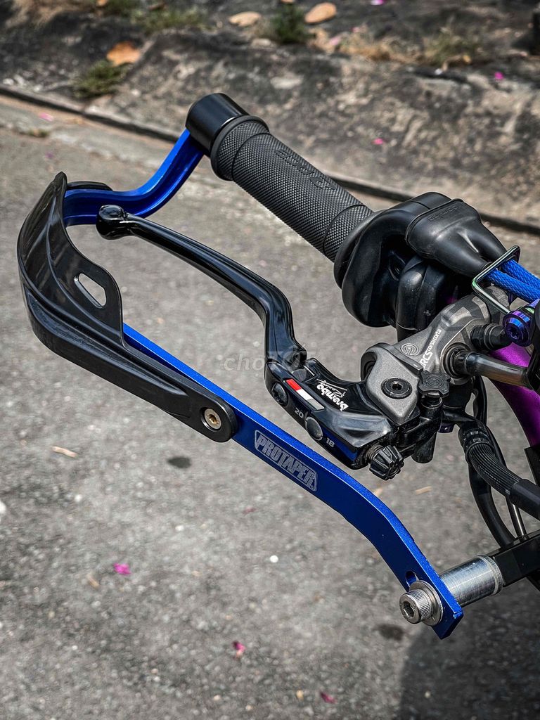 Kawasaki KLX230SM 2024 Đen Xanh 3600km. Mua bán Xe máy tại Quận 6 Tp Hồ Chí Minh được đăng bởi huynh thiên minh trị hình 3