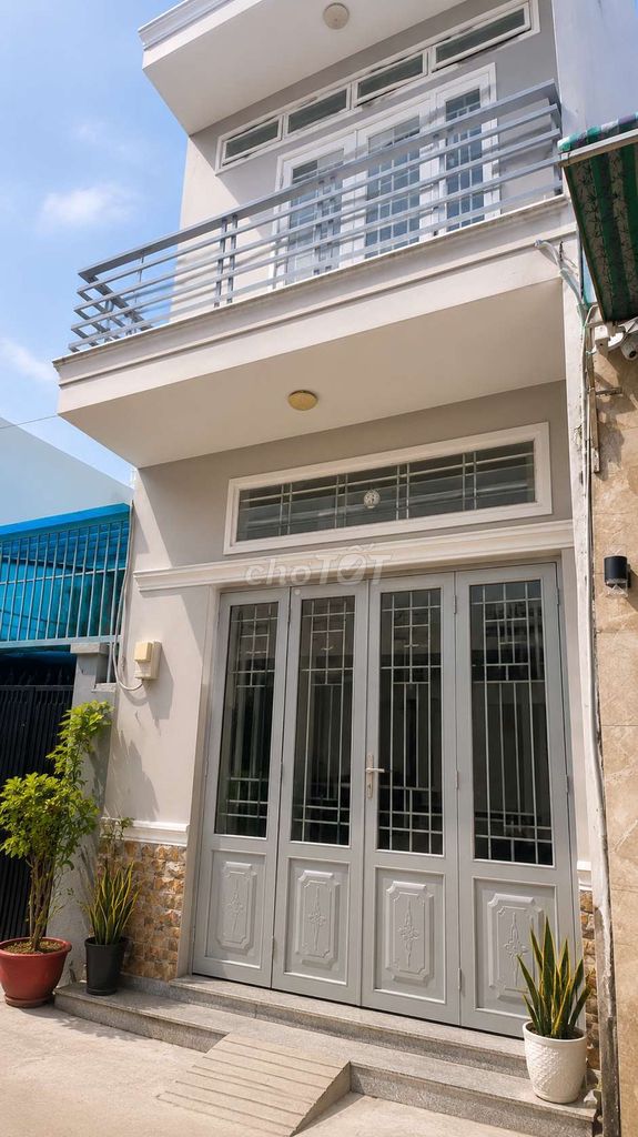 NGAY GA T3 TRƯỜNG CHINH - HXH - 2 TẦNG BTCT -NHỈNH 4 TỶ