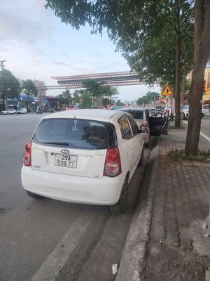 Kia Morning 2012 Số sàn 18 vạn km Trắng