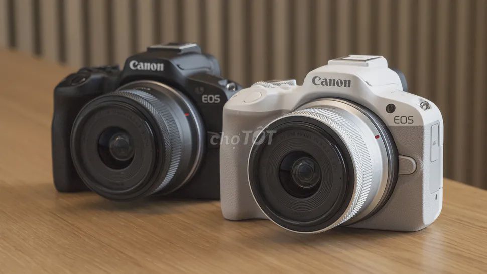 Máy ảnh Canon R50 Đen - Trắng new 100% chính hãng. Mua bán Máy ảnh, Máy quay tại Quận 1 Tp Hồ Chí Minh được đăng bởi Tran Dan hình 1