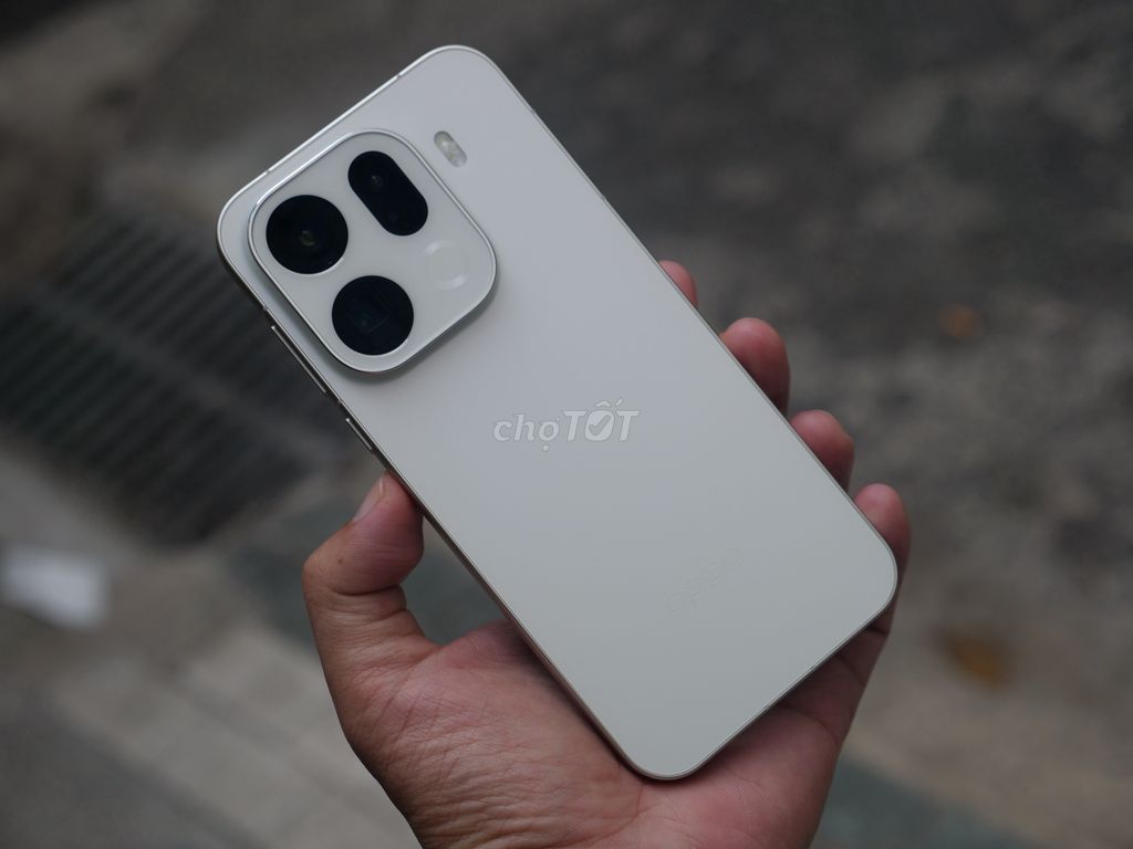 Oppo Find X9 Pro 16/512 Trắng chính hãng Fullbox. Mua bán Điện thoại tại Quận 10 Tp Hồ Chí Minh được đăng bởi Nguyen Manh Hai hình 1