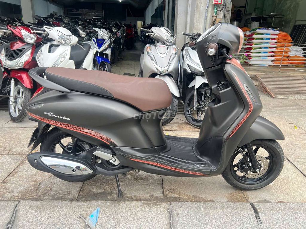 Yamaha Grande ABS 2023 черный б/у