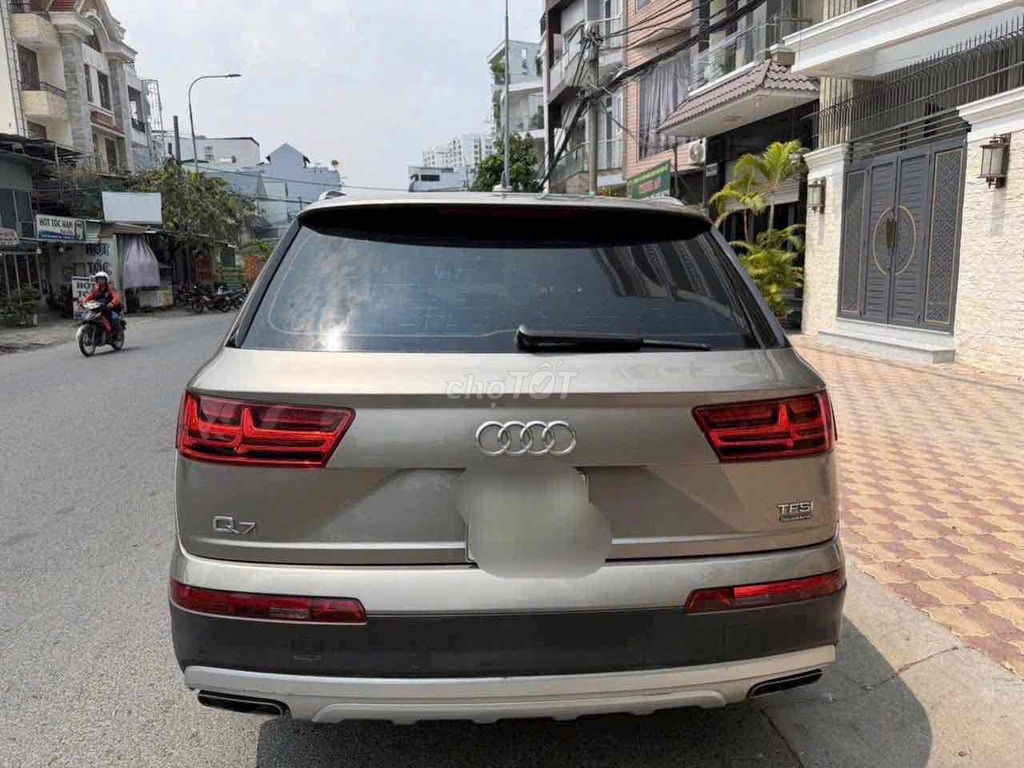 Audi Q7 2016 photo 3