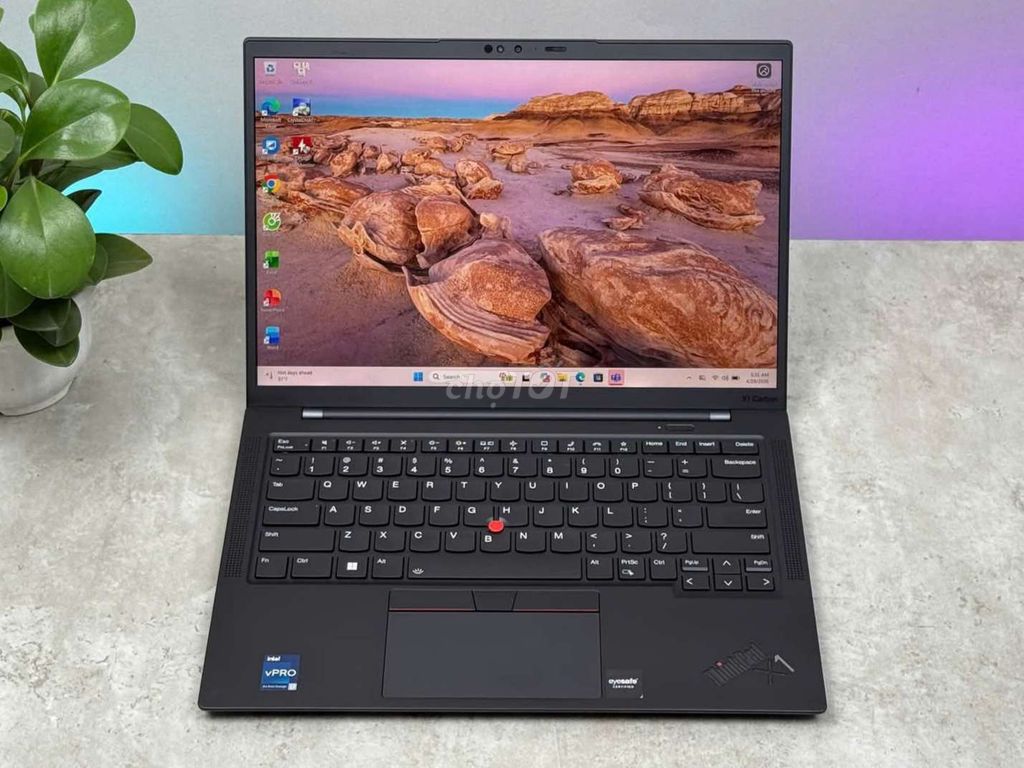 Lenovo ThinkPad X1 Carbon Gen 10 i7-1270P. Mua bán Laptop tại Quận Bình Thạnh Tp Hồ Chí Minh được đăng bởi Vũ Quang Khải hình 1