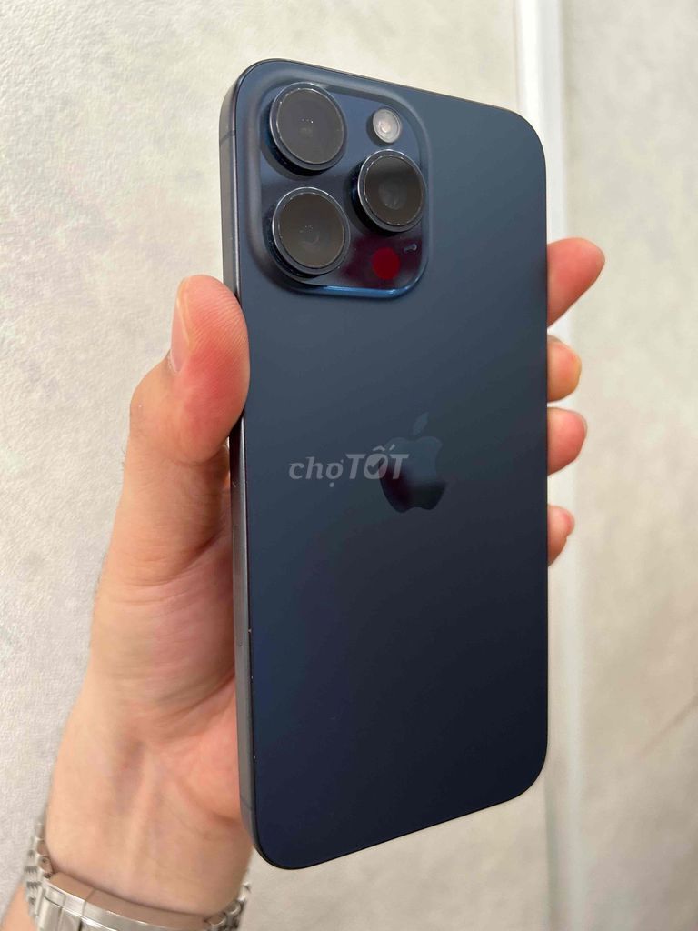 iPhone 15 Pro Max 512GB Xanh 99% máy đẹp. Mua bán Điện thoại tại Thành phố Buôn Ma Thuột Đắk Lắk được đăng bởi Nguyễn Hoàng hình 1