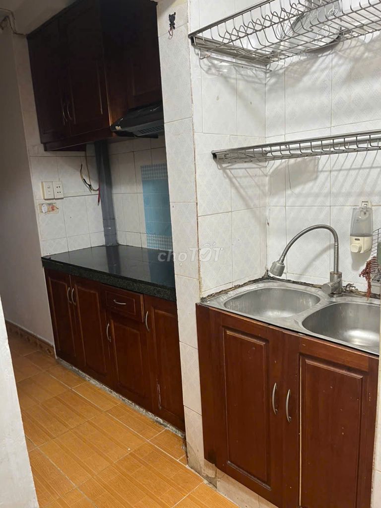 Cho thuê căn hộ tập thể Quỳnh mai, DT 65m2 full đồ giá 7.5 triệu/tháng. Cho thuê căn hộ/chung cư tại Quận Hai Bà Trưng Hà Nội được đăng bởi Đại Lê hình 3
