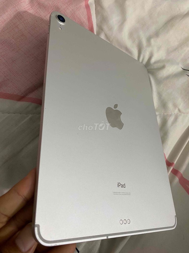 Apple iPad Pro 2018 64GB Bạc. Mua bán Máy tính bảng tại Thành phố Bắc Ninh Bắc Ninh được đăng bởi Thành hình 1