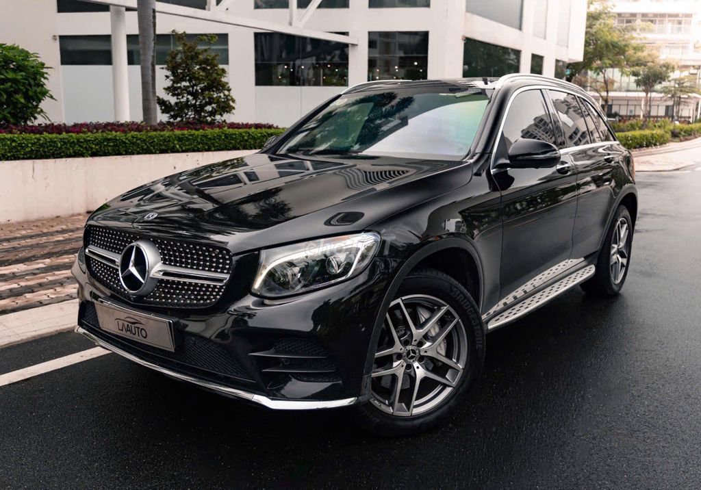 Mercedes Benz GLC300 4Matic 2019 - 74000 km. Mua bán Ô tô tại Quận 10 Tp Hồ Chí Minh được đăng bởi Thái LA Auto hình 5