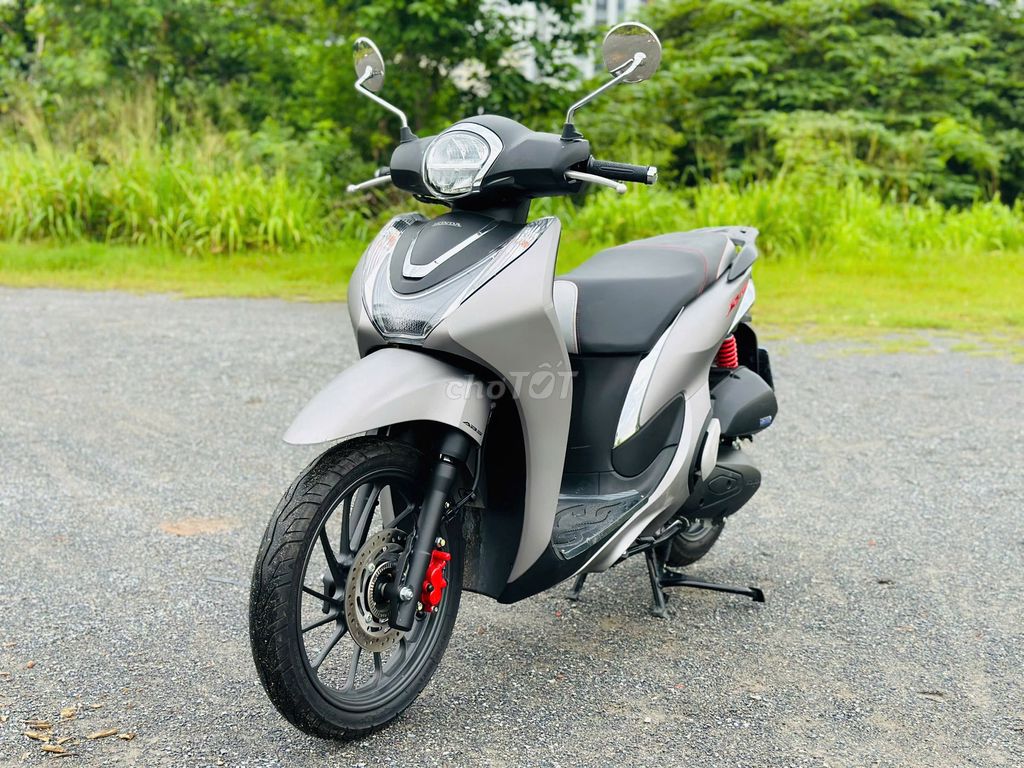 HONDA SH MODE 125 ABS MÀU XÁM KHÓA THÔNG MINH2024. Mua bán Xe máy tại Quận Nam Từ Liêm Hà Nội được đăng bởi Trịnh Lan Hương hình 1