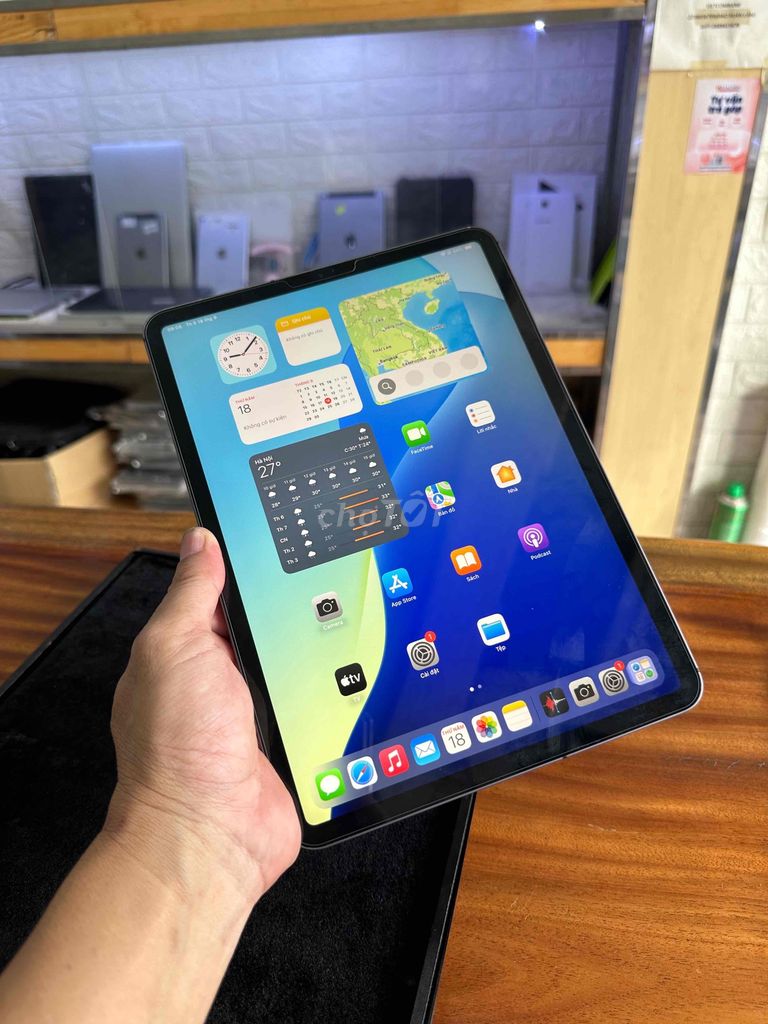 ipad pro 2018 512G 5G hỗ trợ trả góp. Mua bán Máy tính bảng tại Thành phố Thủ Dầu Một Bình Dương được đăng bởi ipad gíá sỉ Đào Long hình 1