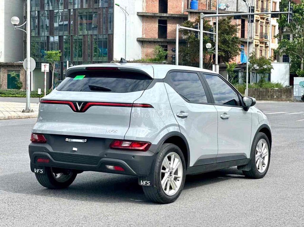 BÁN VINFAST VF5. Mua bán Ô tô tại Quận Bình Thạnh Tp Hồ Chí Minh được đăng bởi Kỳ hình 4