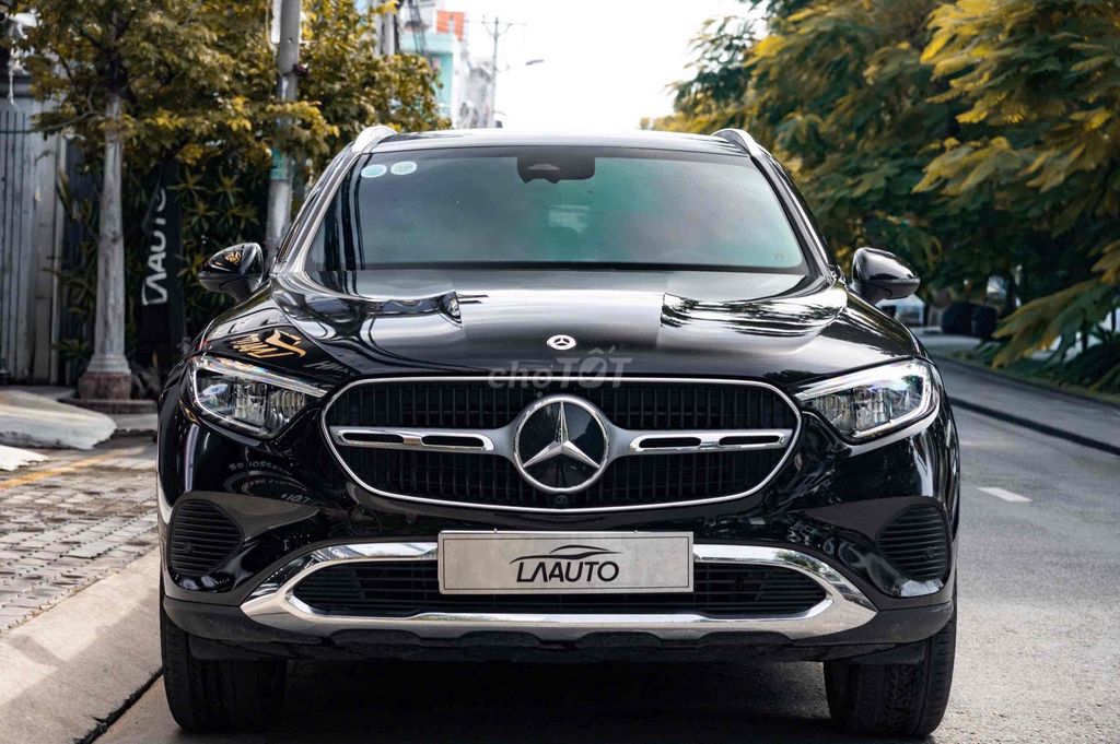 Mercedes GLC200 4matic 2023 17.000km. Mua bán Ô tô tại Quận 7 Tp Hồ Chí Minh được đăng bởi Nguyễn Lê Trung hình 1