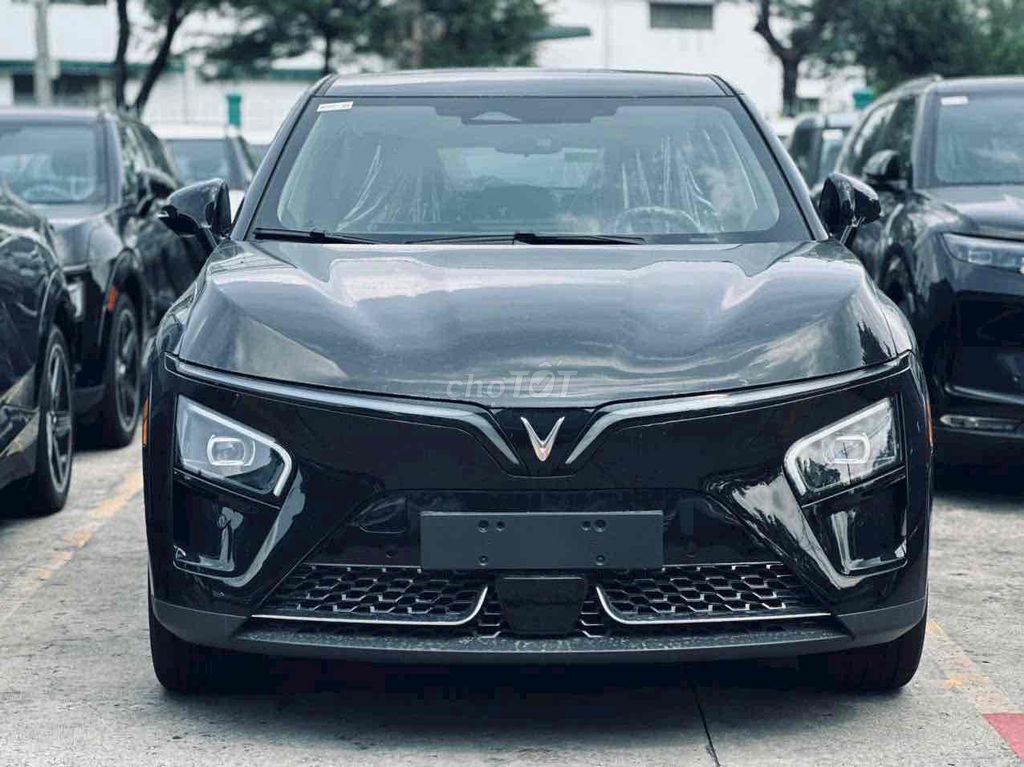 VF7 ƯU ĐÃI CHƯA "TỪNG CÓ", CÔNG NGHỆ TUYỆT ĐỈNH. Mua bán Ô tô tại Huyện Định Quán Đồng Nai được đăng bởi KỲ hình 5