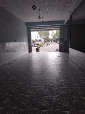 Cho thuê nhà mặt tiền Xuân Hồng gần bệnh viện nhi Cần Thơ. Cho thuê văn phòng, mặt bằng kinh doanh tại Quận Bình Thuỷ Cần Thơ được đăng bởi ALONE1984