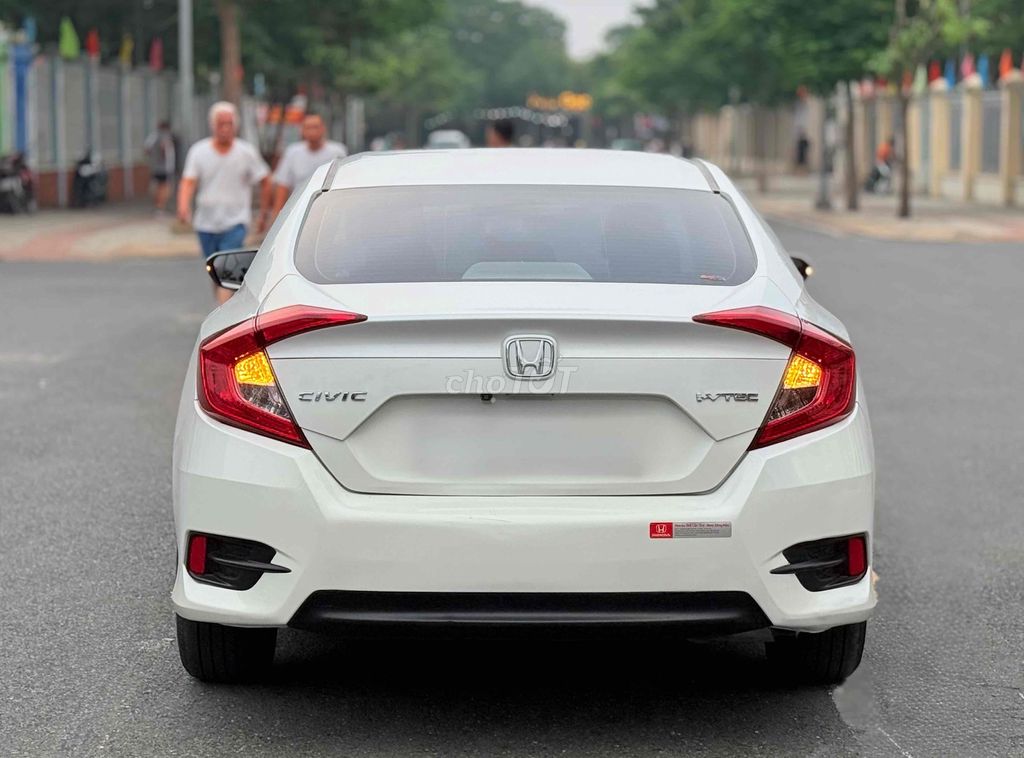 Honda Civic 2021 Gen 10 1.8G белый оригинал хорошая цена