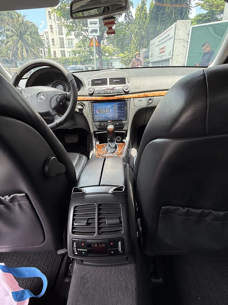 Mer E280 đời 2006 xe đẹp chính chủ bán. Mua bán Ô tô tại Quận Tân Bình Tp Hồ Chí Minh được đăng bởi Minh Đức hình 12