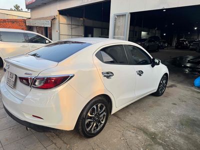 Mazda 2 2017  1.5 AT Sedan - 60000 km. Mua bán Ô tô tại Thành phố Long Khánh Đồng Nai được đăng bởi Quốc Hảo
