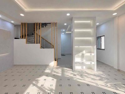 Chợ Bà Chiểu • 106tr/m2 • Gần Mặt Tiền