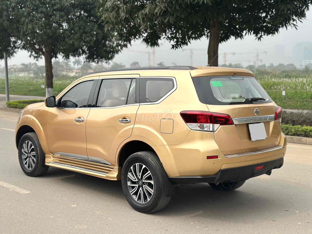 Nissan Terra 2018 photo 4