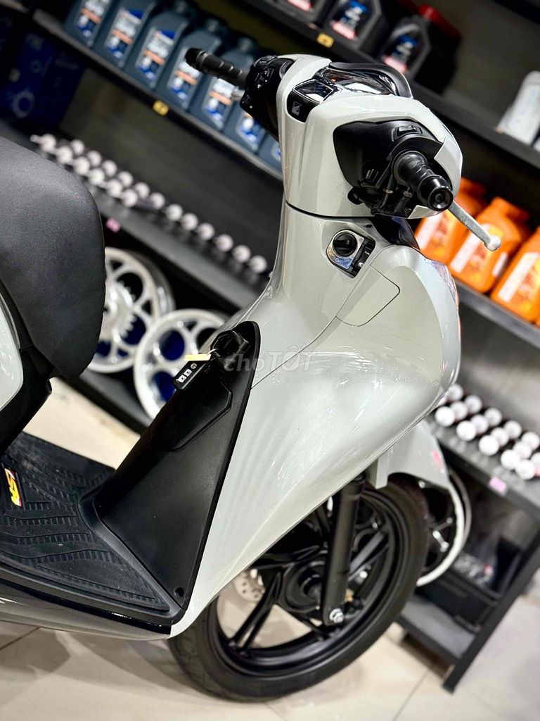 SH150i 2023 ABS Lướt chính chủ ký ( Hỗ trợ GÓP ) 🌈. Mua bán Xe máy tại Thị xã Phú Mỹ Bà Rịa - Vũng Tàu được đăng bởi Cửa Hàng Xe Máy Phú Mỹ hình 3